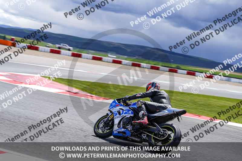 cadwell no limits trackday;cadwell park;cadwell park photographs;cadwell trackday photographs;enduro digital images;event digital images;eventdigitalimages;navarra;no limits trackdays;peter wileman photography;racing digital images;trackday digital images;trackday photos